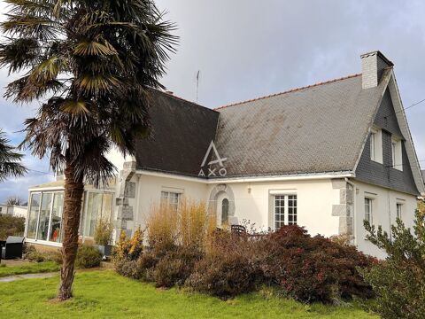   Maison Maison - 9 pièce(s) - 145 m²