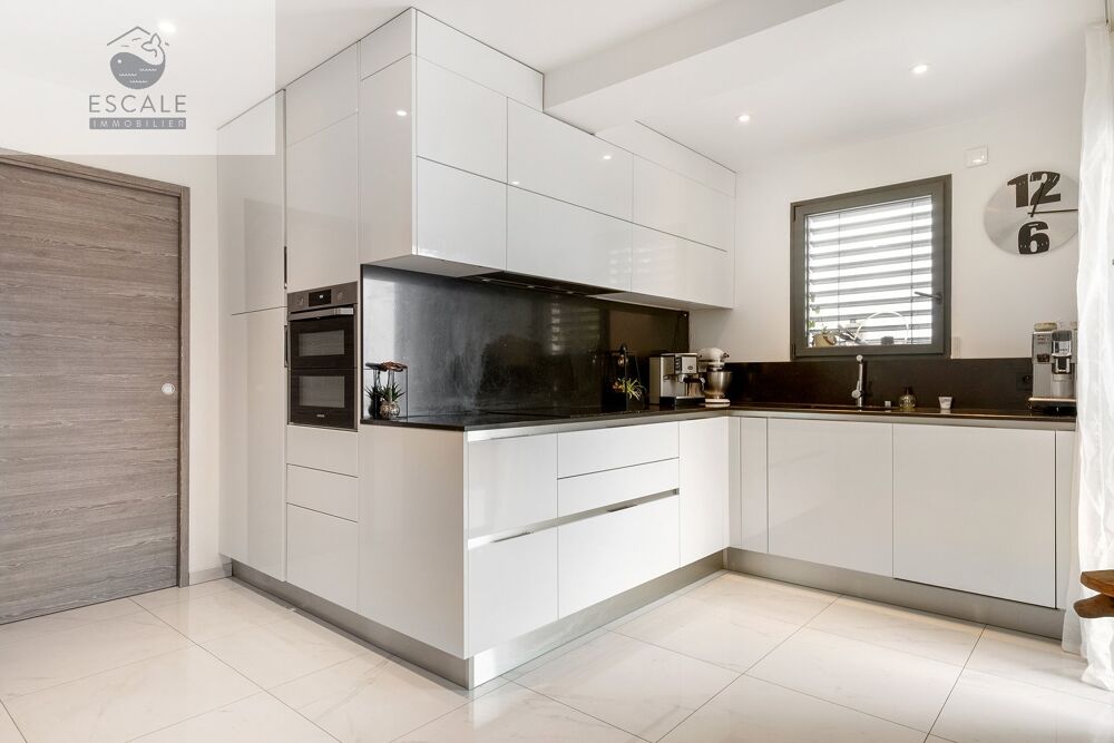 � vendre  Villa S�te (34200)