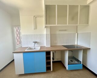  Appartement à louer 3 pièces 87 m²