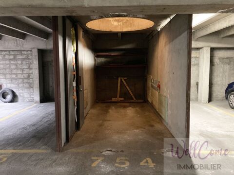  Parking / Garage  louer 