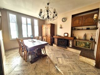  Maison à vendre 9 pièces 198 m²