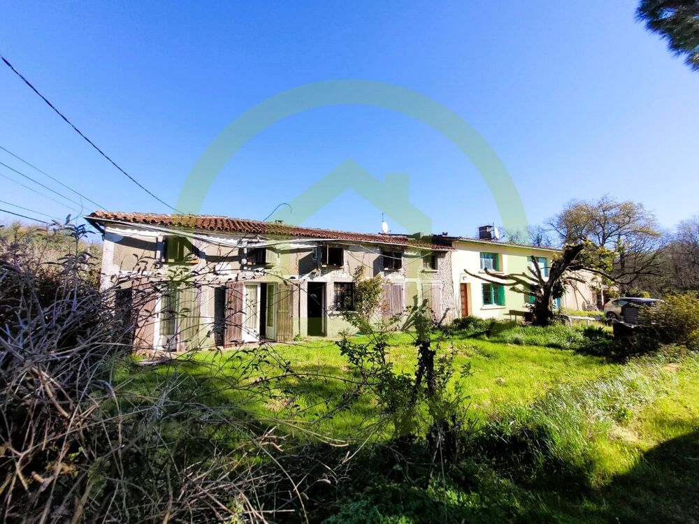 Maison 8 pièces 350 m² · à Leoville · 350 m² · 161 000 €
