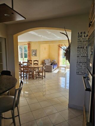  Maison à vendre 8 pièces 196 m²