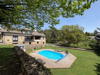  Villa à vendre 11 pièces 274 m²