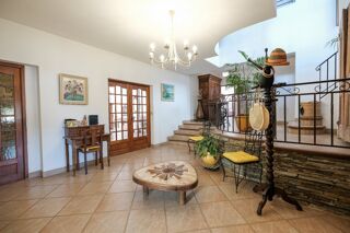  Maison � vendre 10 pi�ces 322 m�