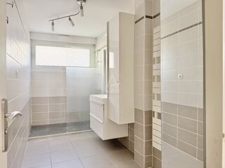  Appartement � vendre 4 pi�ces 77 m�