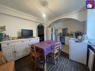  Maison à vendre 15 + pièces 214 m²