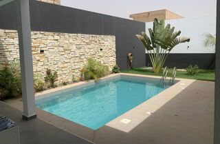  Maison � vendre 4 pi�ces 160 m� Nguerigne