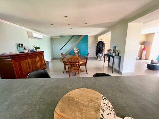  Maison  vendre 6 pices 165 m