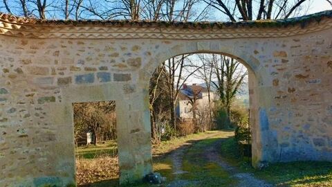   Maison bourgeoise Maison - 8 pi�ce(s) - 226 m�