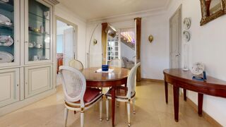  Maison  vendre 8 pices 320 m