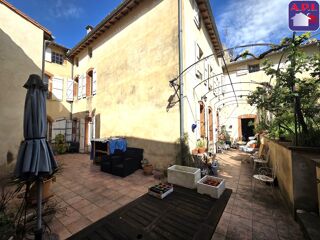  Maison à vendre 15 + pièces 477 m²