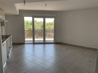  Appartement à louer 3 pièces 53 m²