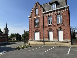  Appartement à louer 4 pièces 106 m²