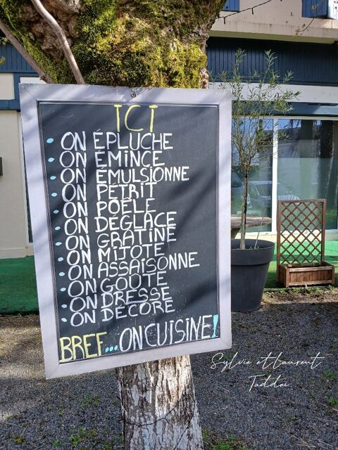 H&ocirc;tel - Restaurant 132000 17270 Montguyon