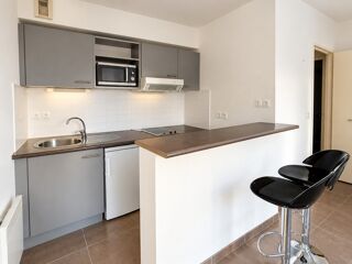  Appartement à louer 2 pièces 35 m²