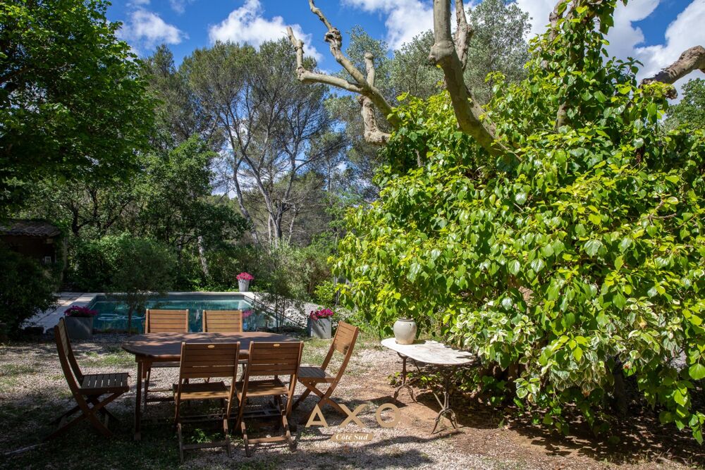 � vendre  Villa Luynes (13080)