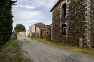  Maison � vendre 15 + pi�ces 218 m�