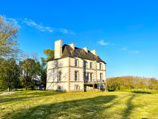  Villa  vendre 8 pices 250 m