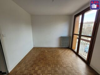  Appartement à louer 3 pièces 68 m²