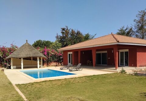  Maison � louer 4 pi�ces 200 m� Saly