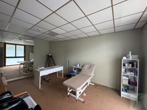 Locaux d'activit&eacute; 314000 73100 Aix les bains