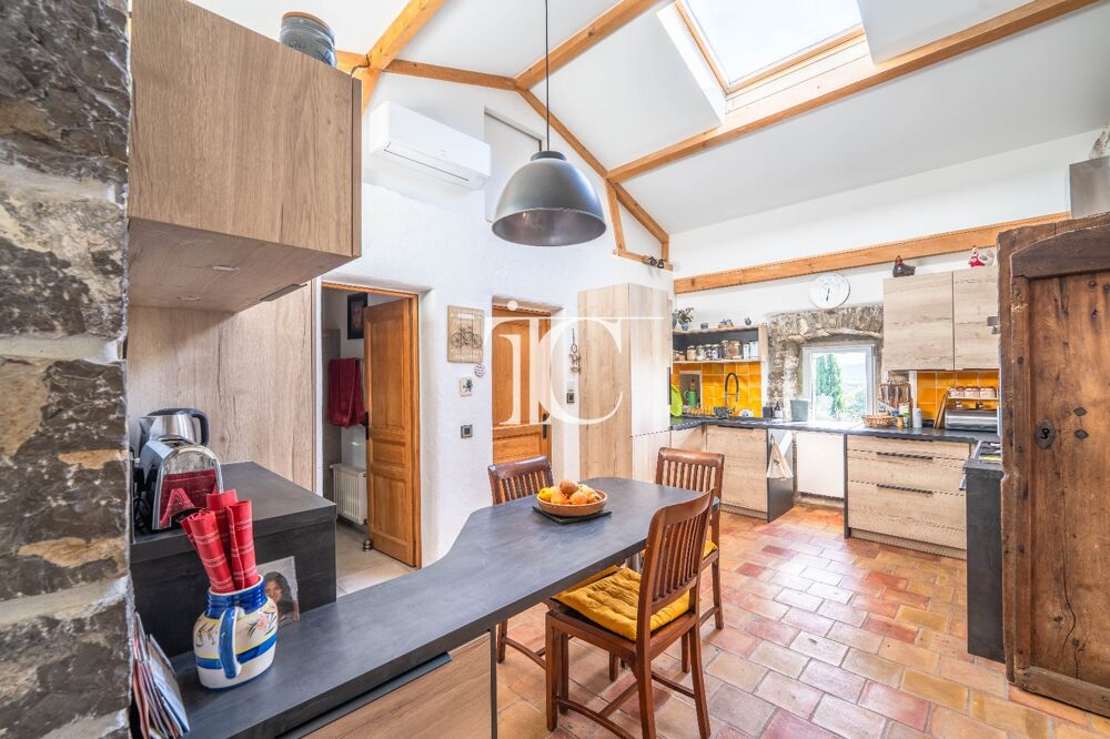 � vendre  Villa Banne (07460)