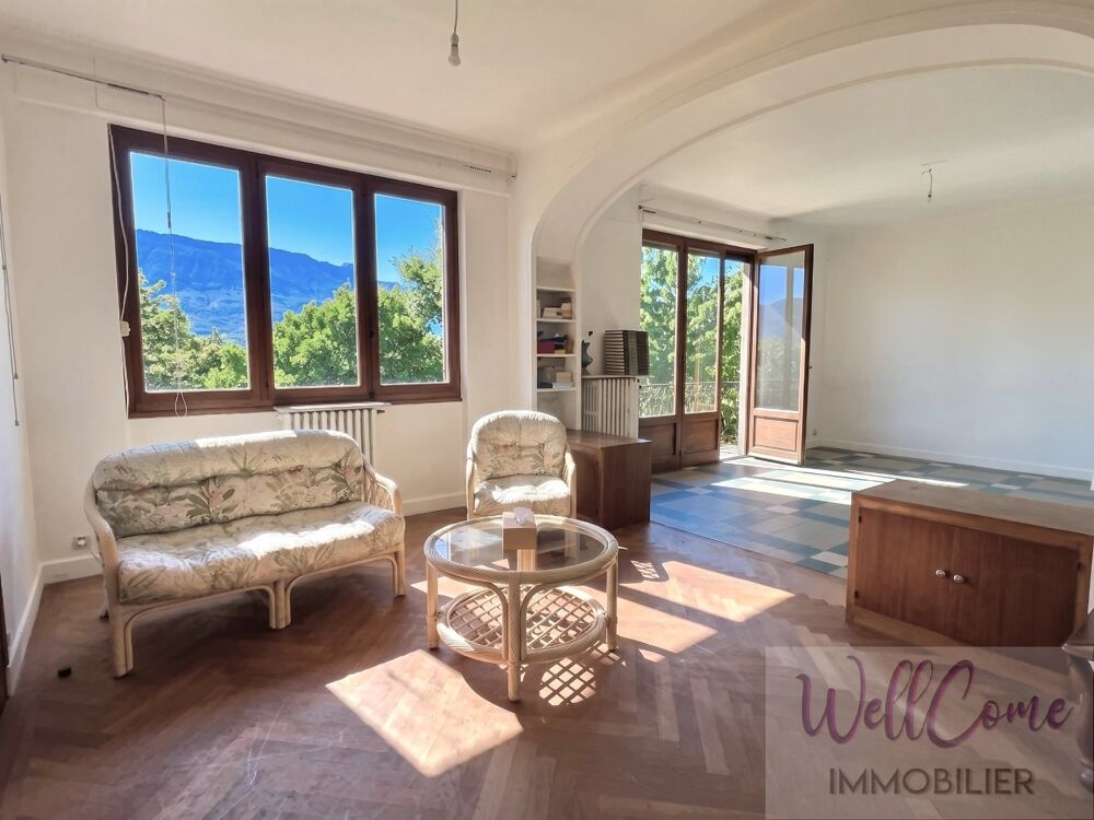 Maison 8 pièces 222 m² · à Voglans · 222 m² · 620 000 €