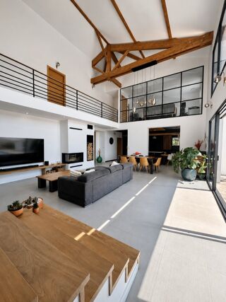  Villa à vendre 7 pièces 272 m²