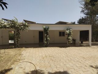  Maison � vendre 4 pi�ces 150 m� Saly