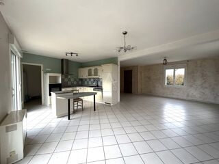  Maison � vendre 7 pi�ces 143 m� Loigne sur mayenne