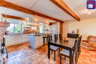  Villa � vendre 15 + pi�ces 463 m�