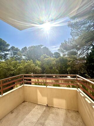  Appartement à louer 3 pièces 87 m²