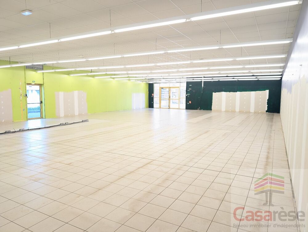 Vente Immeuble Immeuble commercial Limogne en quercy