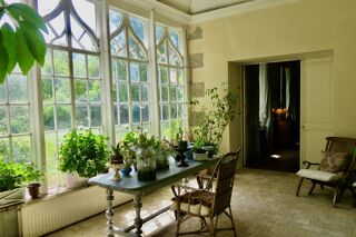  Villa � vendre 15 + pi�ces 600 m�