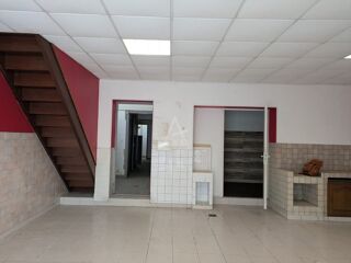  Immeuble à vendre 5 pièces 200 m²