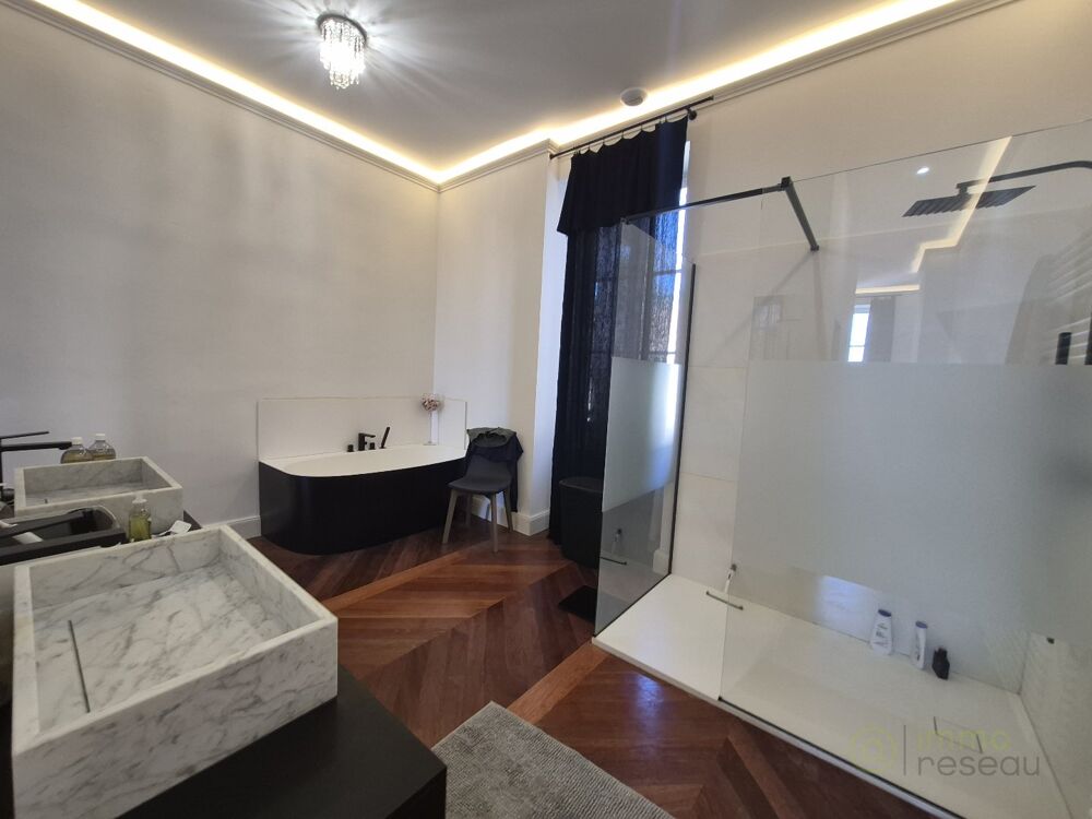 à vendre  Maison La Côte-Saint-André (38260)