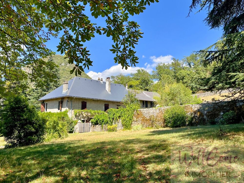 à vendre  Villa Saint-Jeoire-Prieuré (73190)