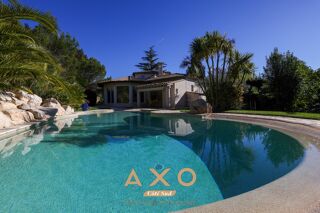  Villa à vendre 9 pièces 240 m²