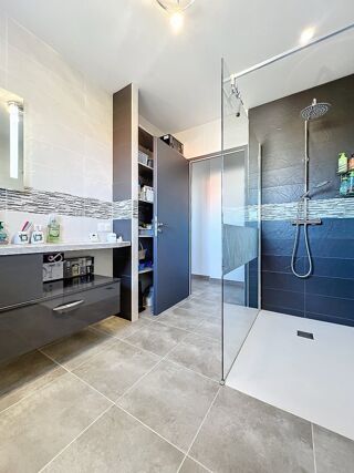  Maison � vendre 4 pi�ces 123 m�