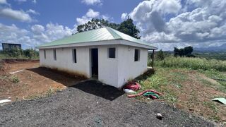  Maison 4 pi�ces 90 m� Le lamentin