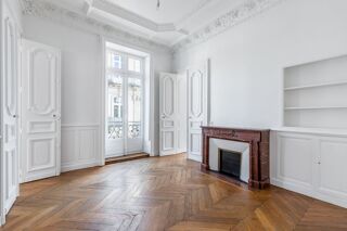  Appartement à vendre 7 pièces 103 m²