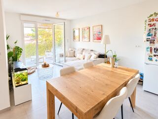  Appartement à louer 3 pièces 61 m²