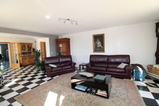  Maison � vendre 12 pi�ces 373 m�