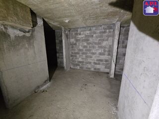  Parking / Garage à vendre 