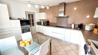  Villa à vendre 9 pièces 240 m²