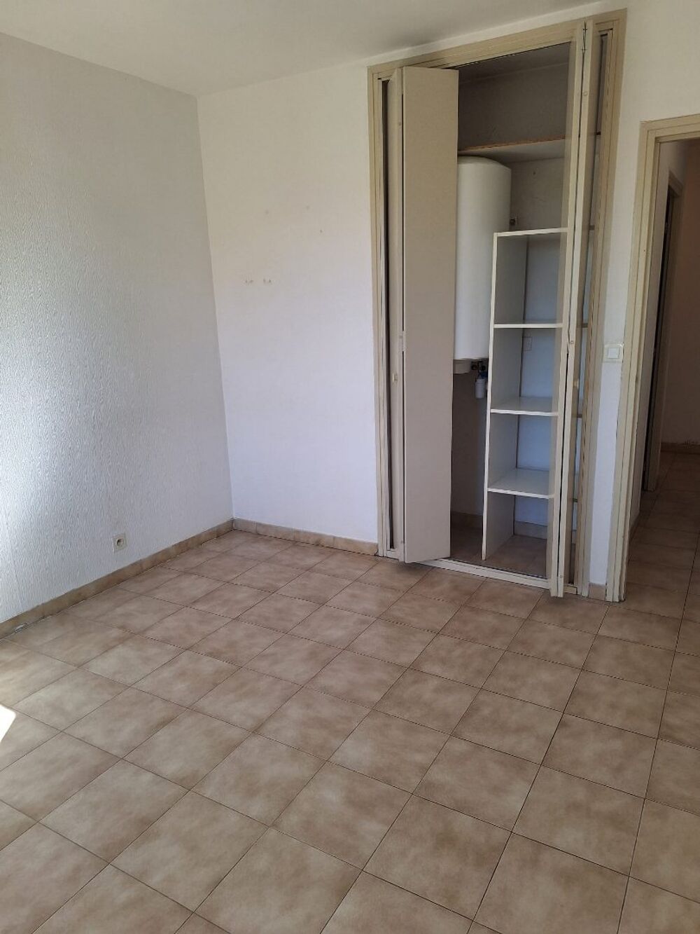 Location Appartement Appartement Poussan