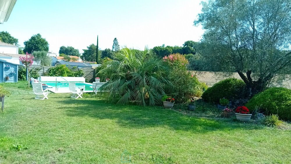 à vendre  Maison Saint-Sulpice-de-Royan (17200)