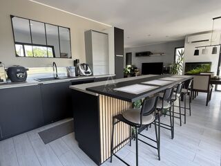  Villa à vendre 5 pièces 131 m²