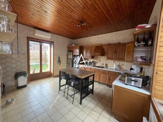  Maison � vendre 5 pi�ces 215 m�